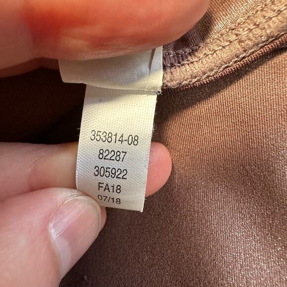 Athleta Elation Shimmer Tight  Medium Cinnamon Color - Picture 9 of 12